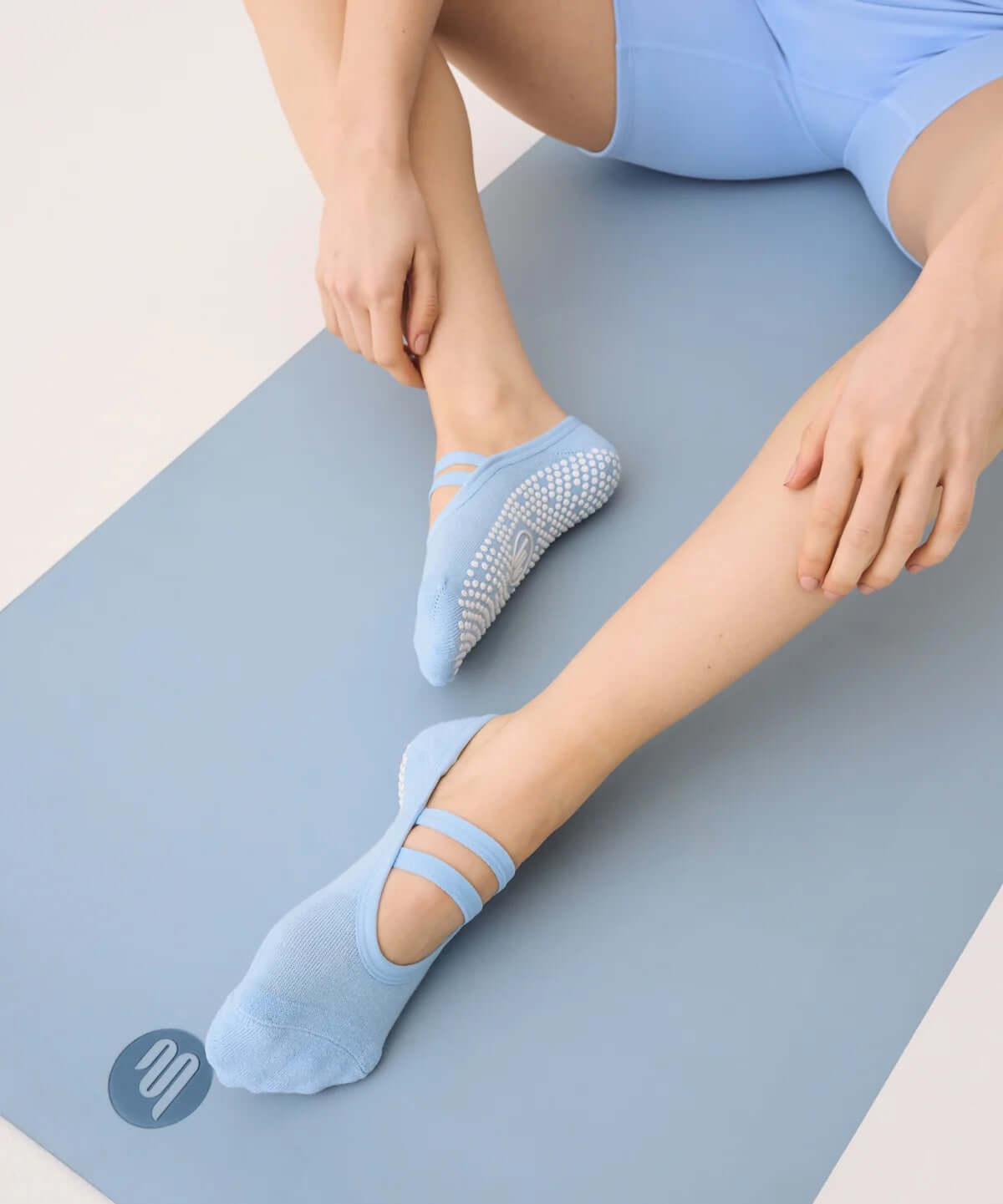 Ballet Grip Socks - Powder Blue