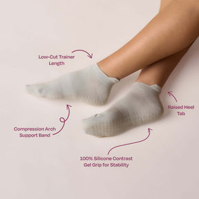 ÔWEAR Low Rise Pilates Grip Socks in Grey, view 4