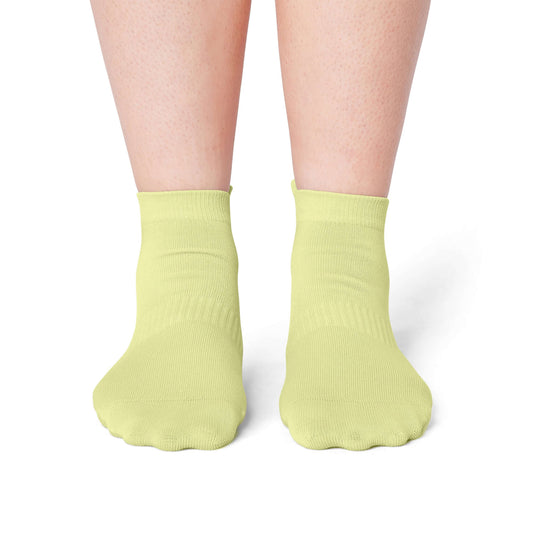 Pilates Low Rise Grip Socks - Icterine Green