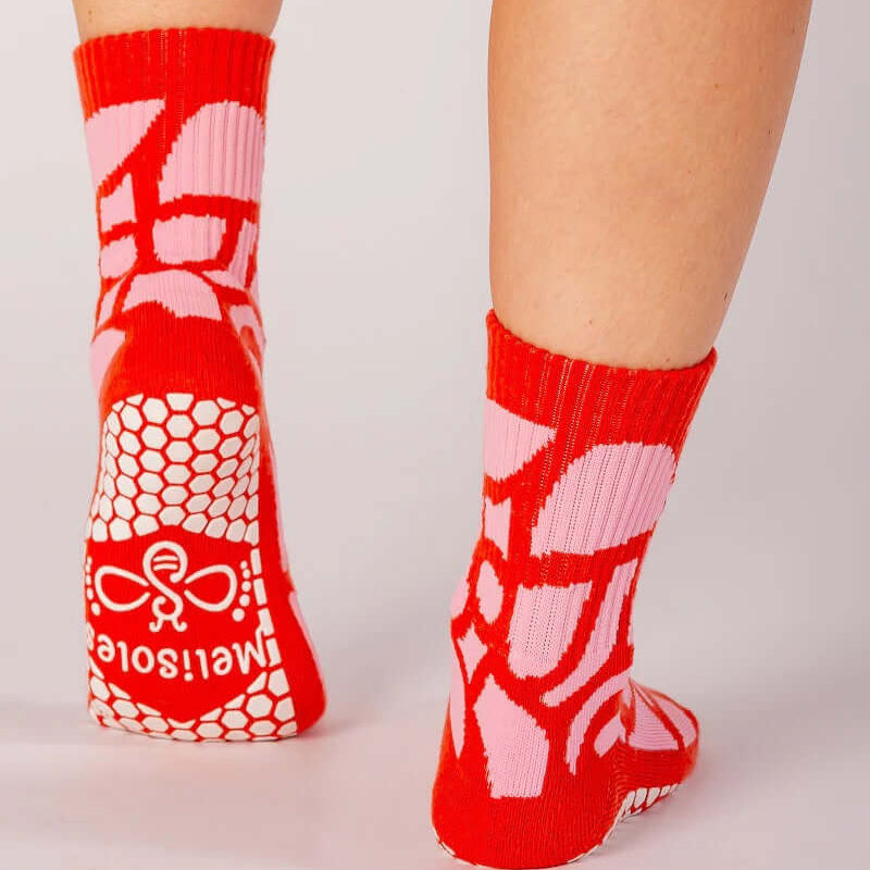 Grip Socks - Pink Giraffe