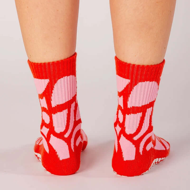 Grip Socks - Pink Giraffe