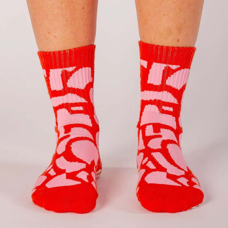 Grip Socks - Pink Giraffe