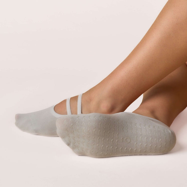 ÔWEAR Ballet Grip Socks in Grey, view 3