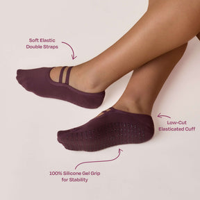 ÔWEAR Ballet Grip Socks in Magenta, view 4