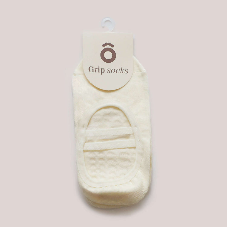 ÔWEAR Ballet Grip Socks in Off White, view 5