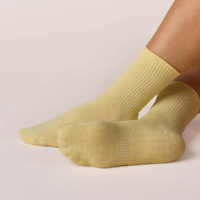 ÔWEAR Essentials Pilates Grip Socks in Butter Yellow, view 3