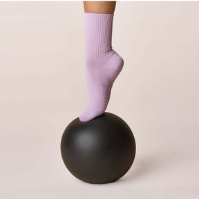 ÔWEAR Essentials Pilates Grip Socks in Lilac, view 2