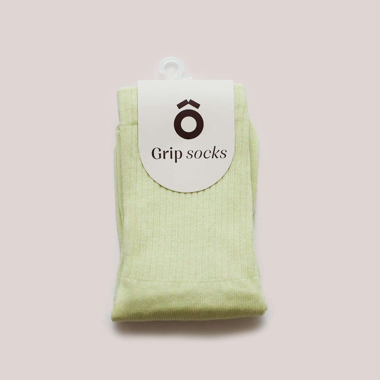 ÔWEAR Essentials Pilates Grip Socks in Lime, view 5