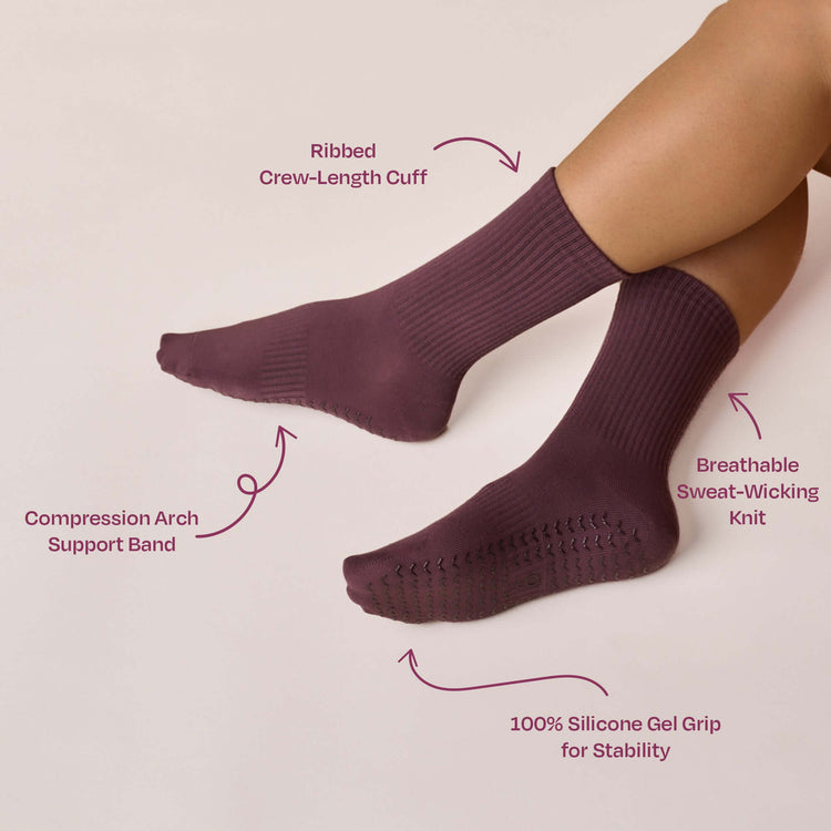 ÔWEAR Essentials Pilates Grip Socks in Magenta, view 4