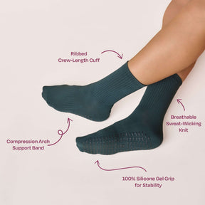 ÔWEAR Essentials Pilates Grip Socks in Forest Green, view 4