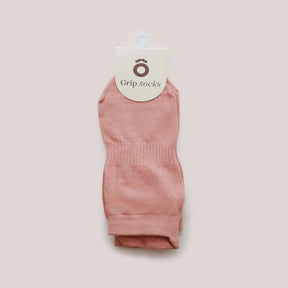 ÔWEAR Low Rise Pilates Grip Socks in Rose, view 5